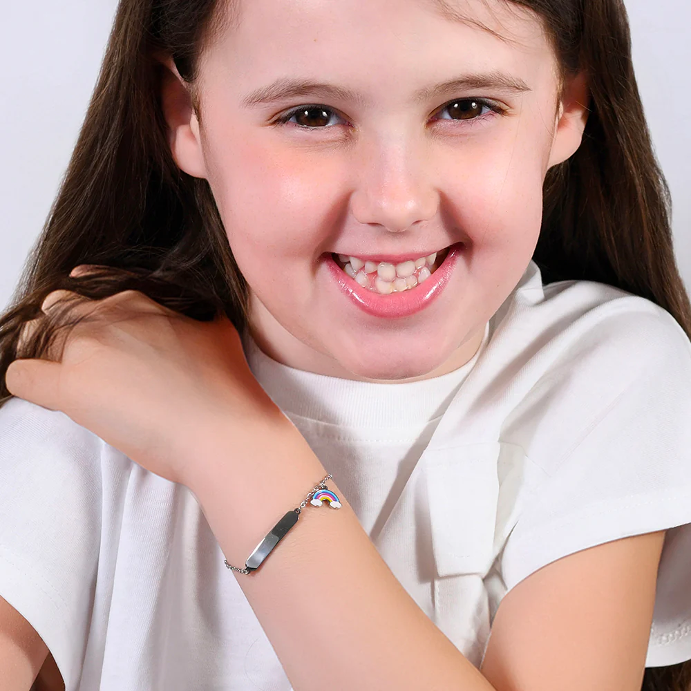 BRACCIALE BAMBINA IN ACCIAIO CON ARCOBALENO E PIASTRA - Image 3