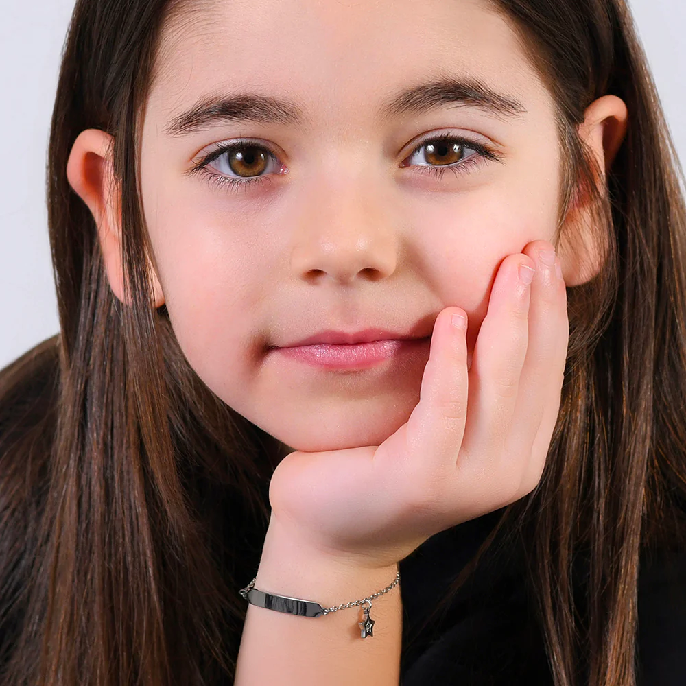 BRACCIALE BAMBINA IN ACCIAIO CON STELLA E PIASTRA - Image 3