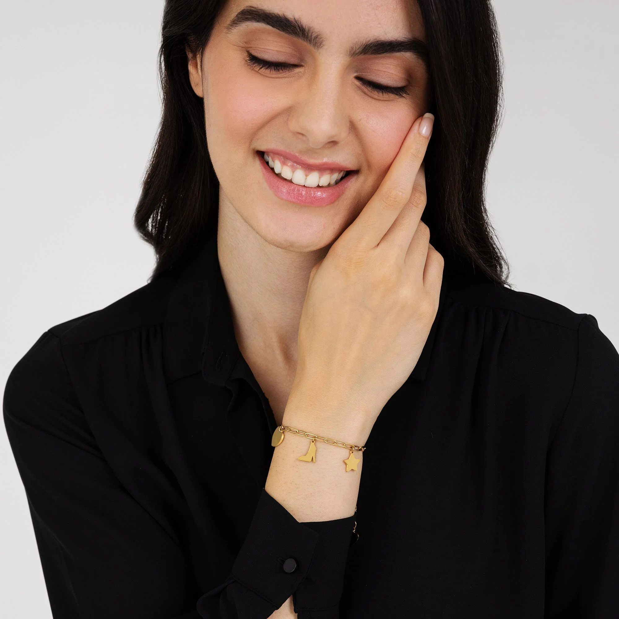 BRACCIALE DONNA IN ACCIAIO DORATO CON CUORE, SCARPA E STELLA - Image 3