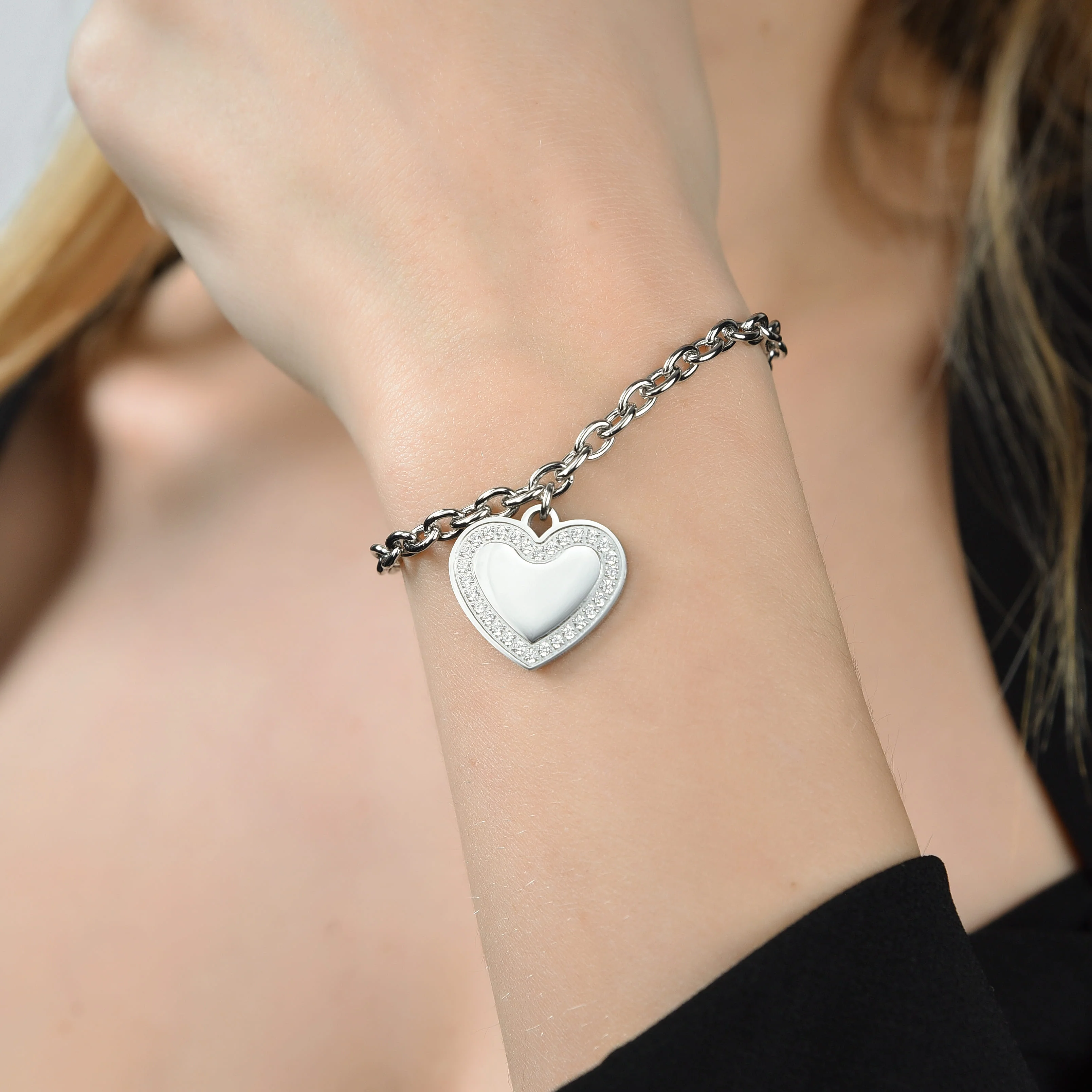 BRACCIALE DONNA IN ACCIAIO CON CUORE CON CRISTALLI BIANCHI - Image 2