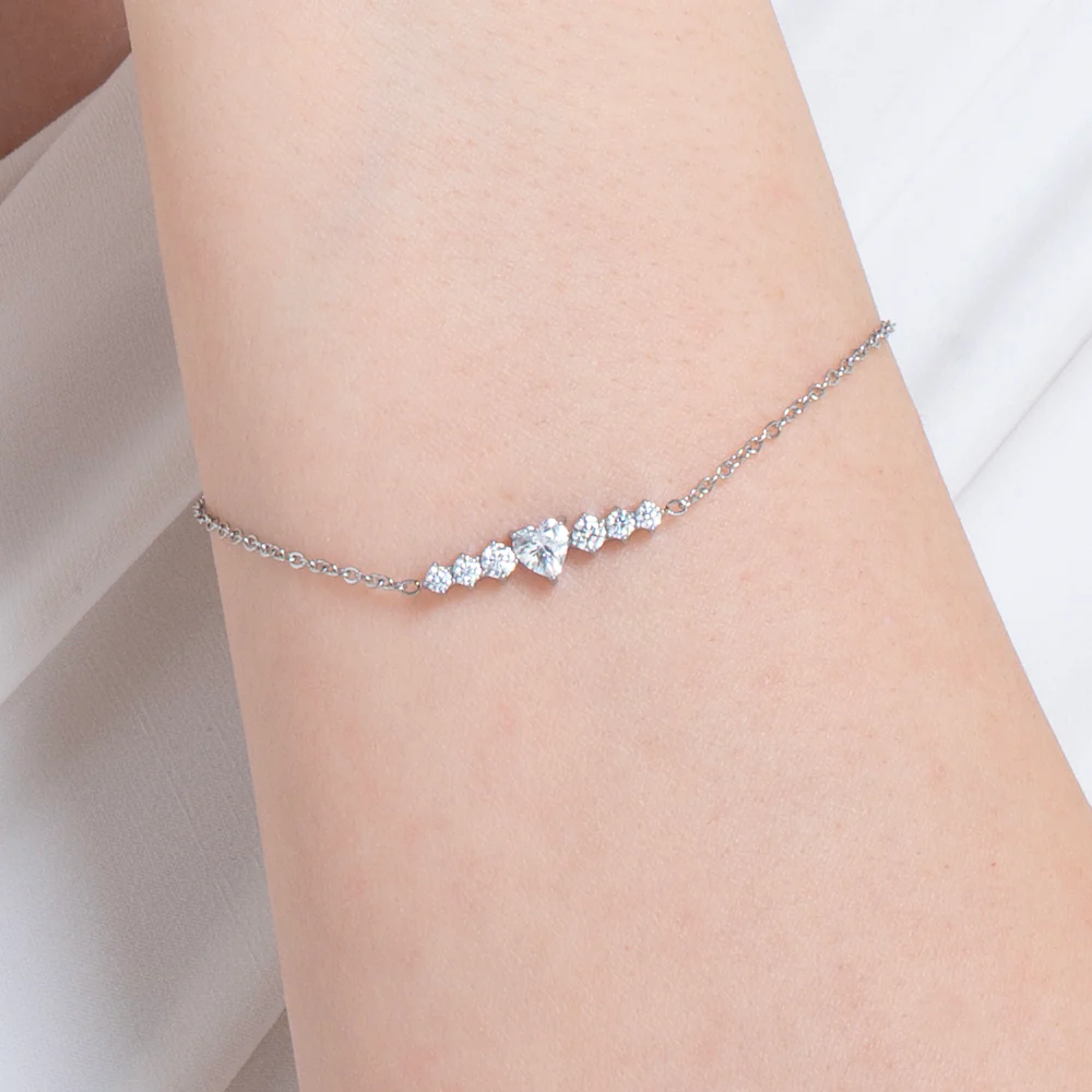 BRACCIALE DONNA IN ACCIAIO CON CUORE E CRISTALLI BIANCHI - Image 2