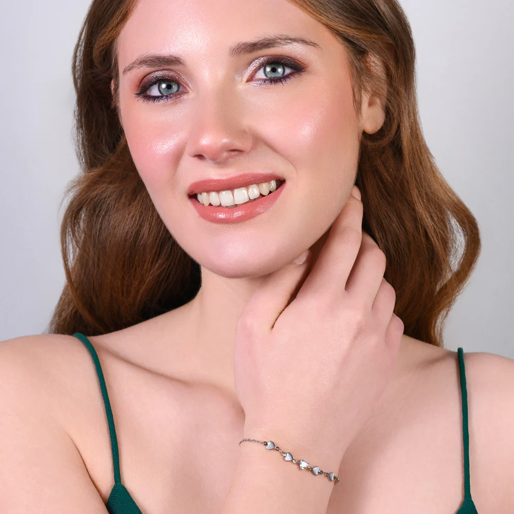 BRACCIALE DONNA IN ACCIAIO CON CUORI E ZIRCONI BIANCHI - Image 3