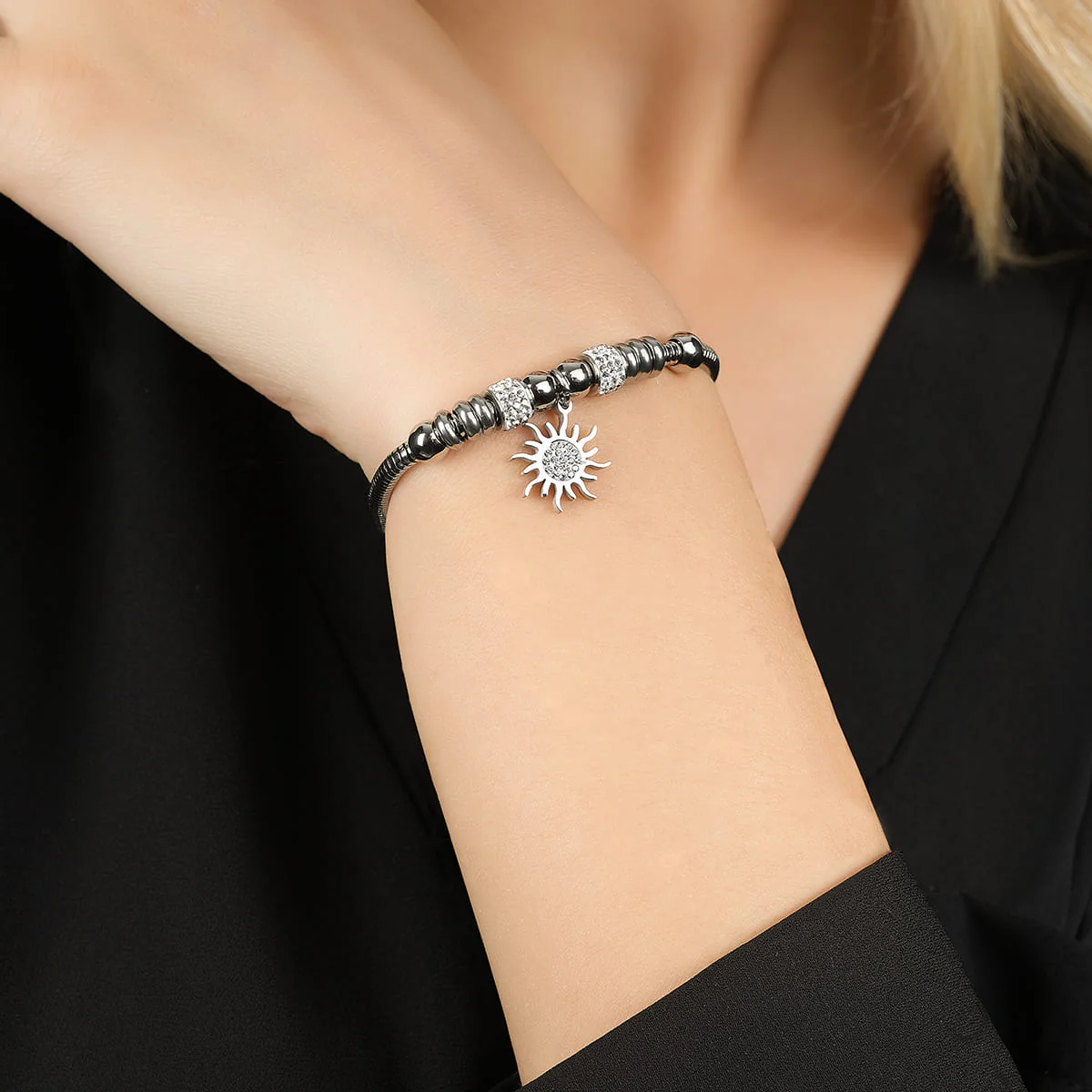 BRACCIALE DONNA IN ACCIAIO CON SOLE CON CRISTALLI BIANCHI - Image 2