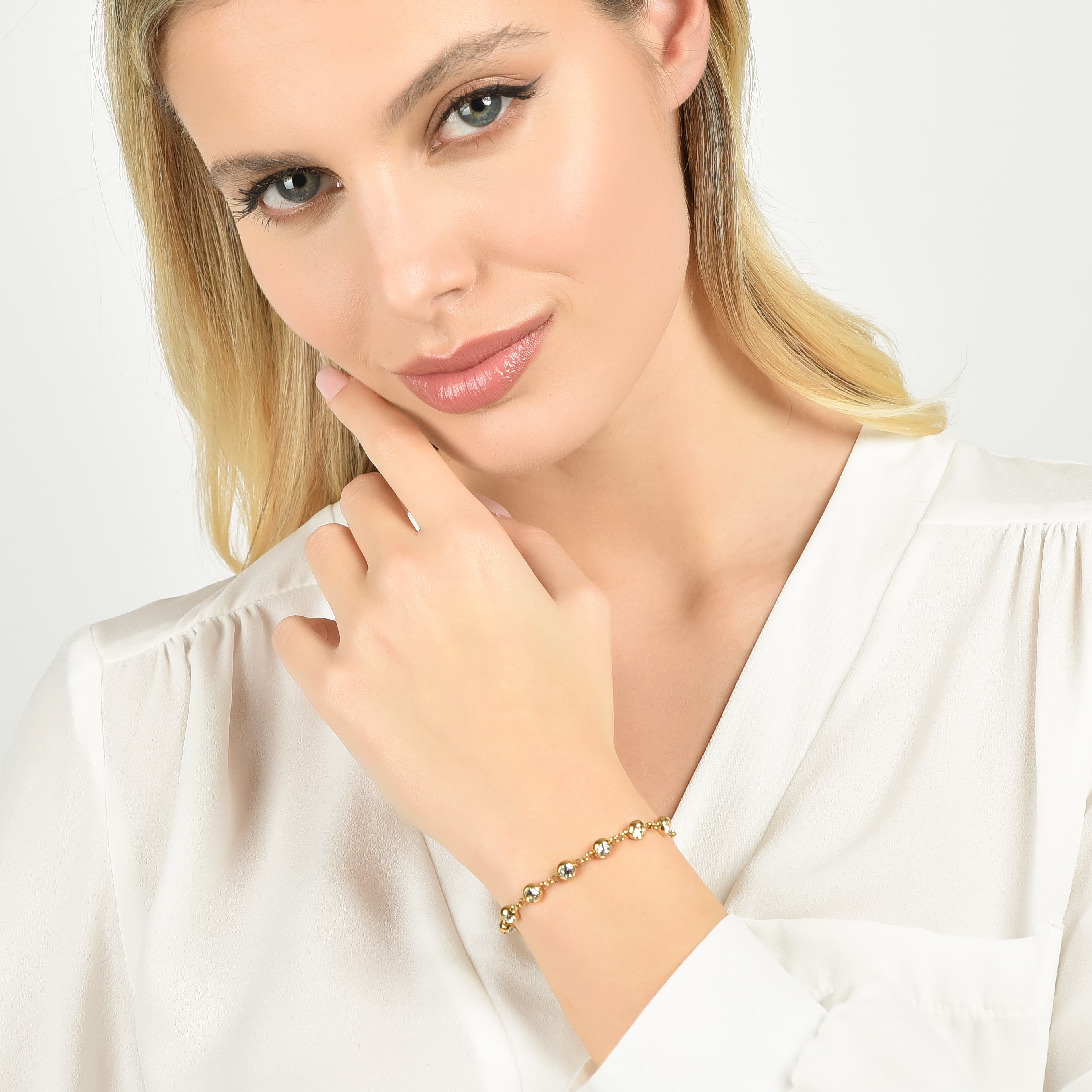 BRACCIALE DONNA IN ACCIAIO IP GOLD CON CRISTALLI BIANCHI - Image 3