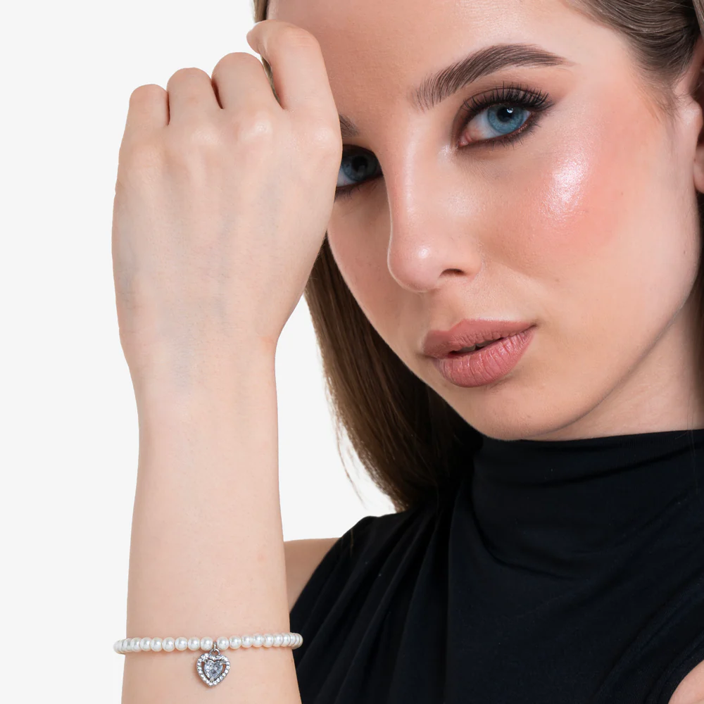 BRACCIALE DONNA IN ACCIAIO PERLE SINTETICHE E CUORE ZIRCONE BIANCO - Image 3