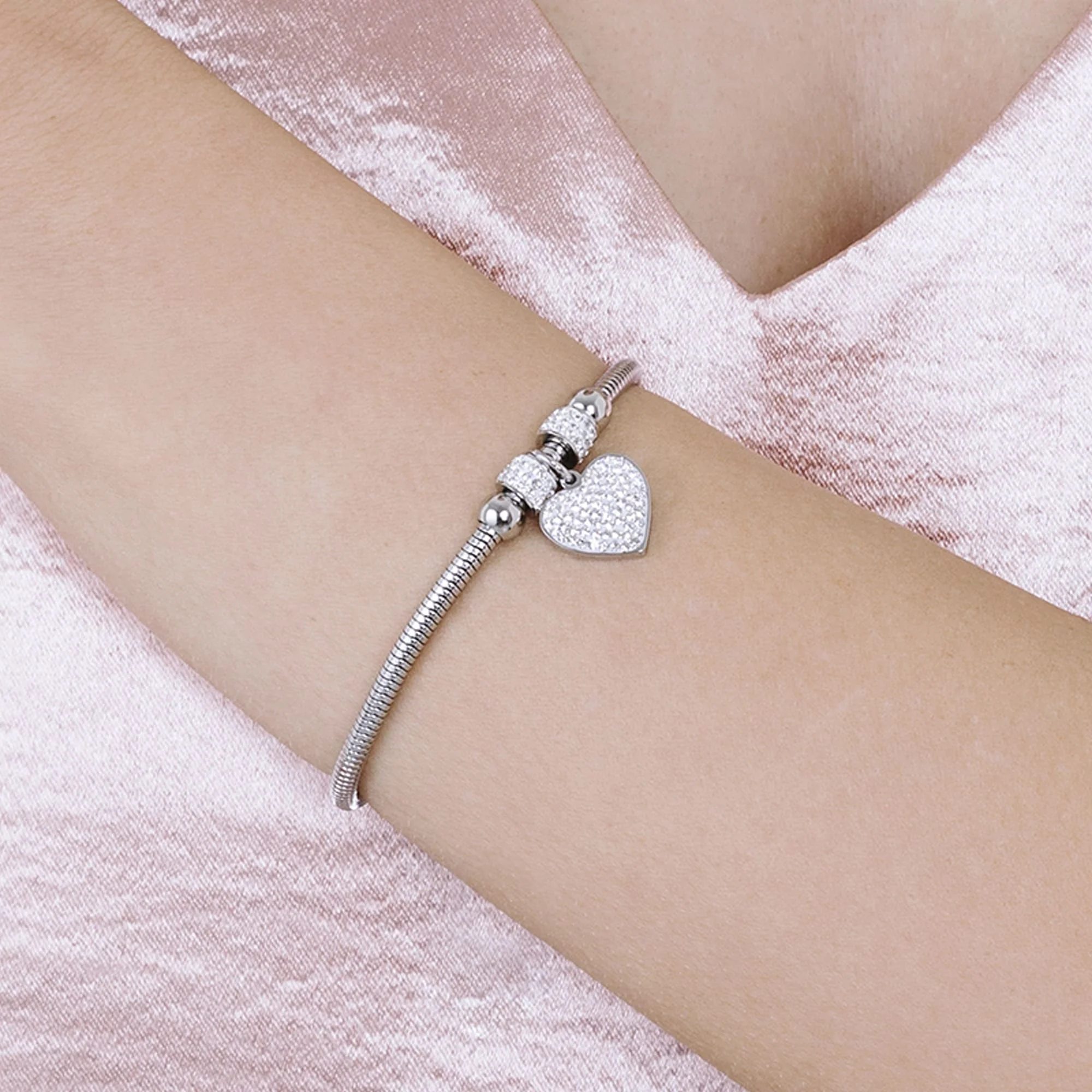 BRACCIALE DONNA IN ACCIAIO CON CUORE E CRISTALLI BIANCHI - Image 3