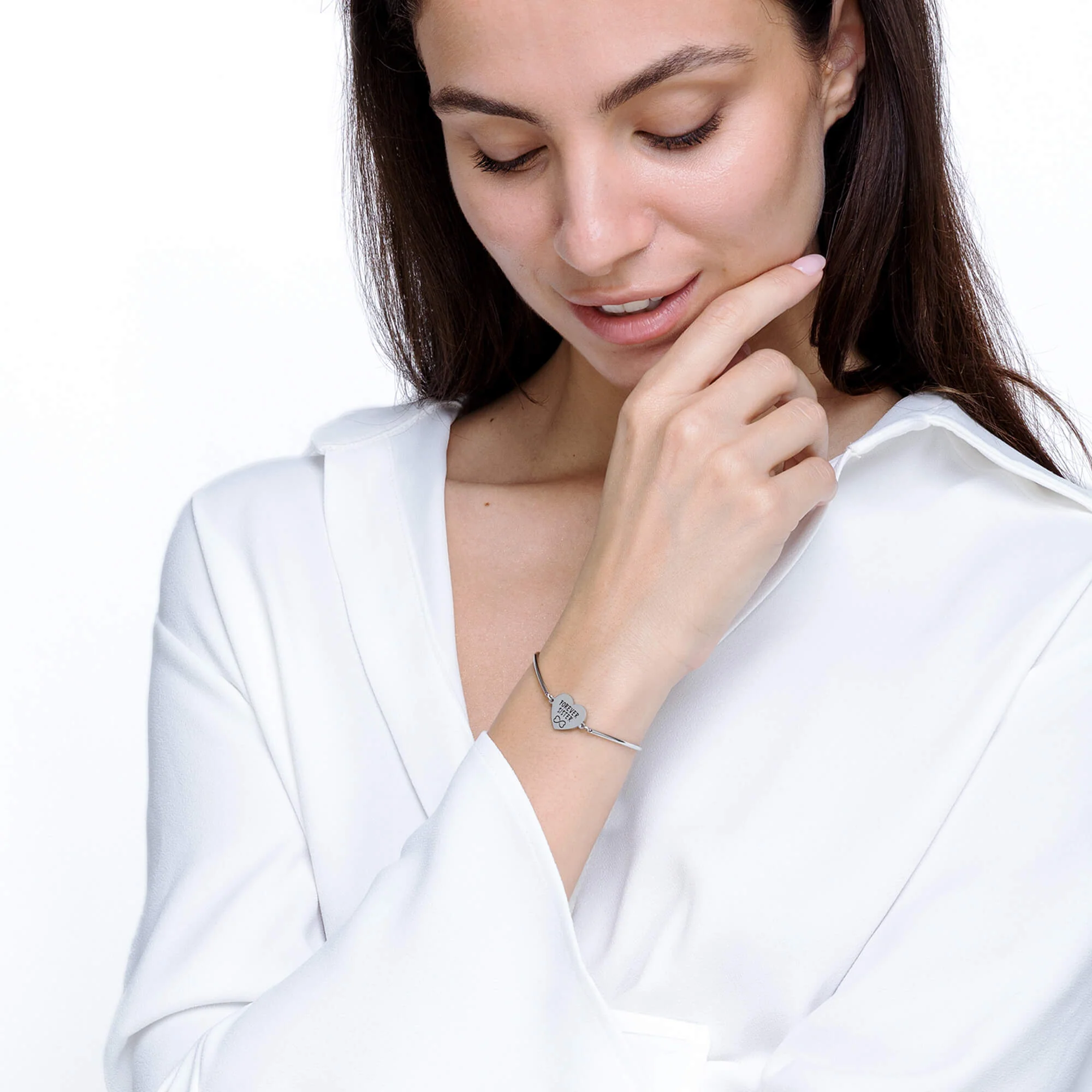 BRACCIALE DONNA IN ACCIAIO CON SCRITTA FOREVER SISTER - Image 3