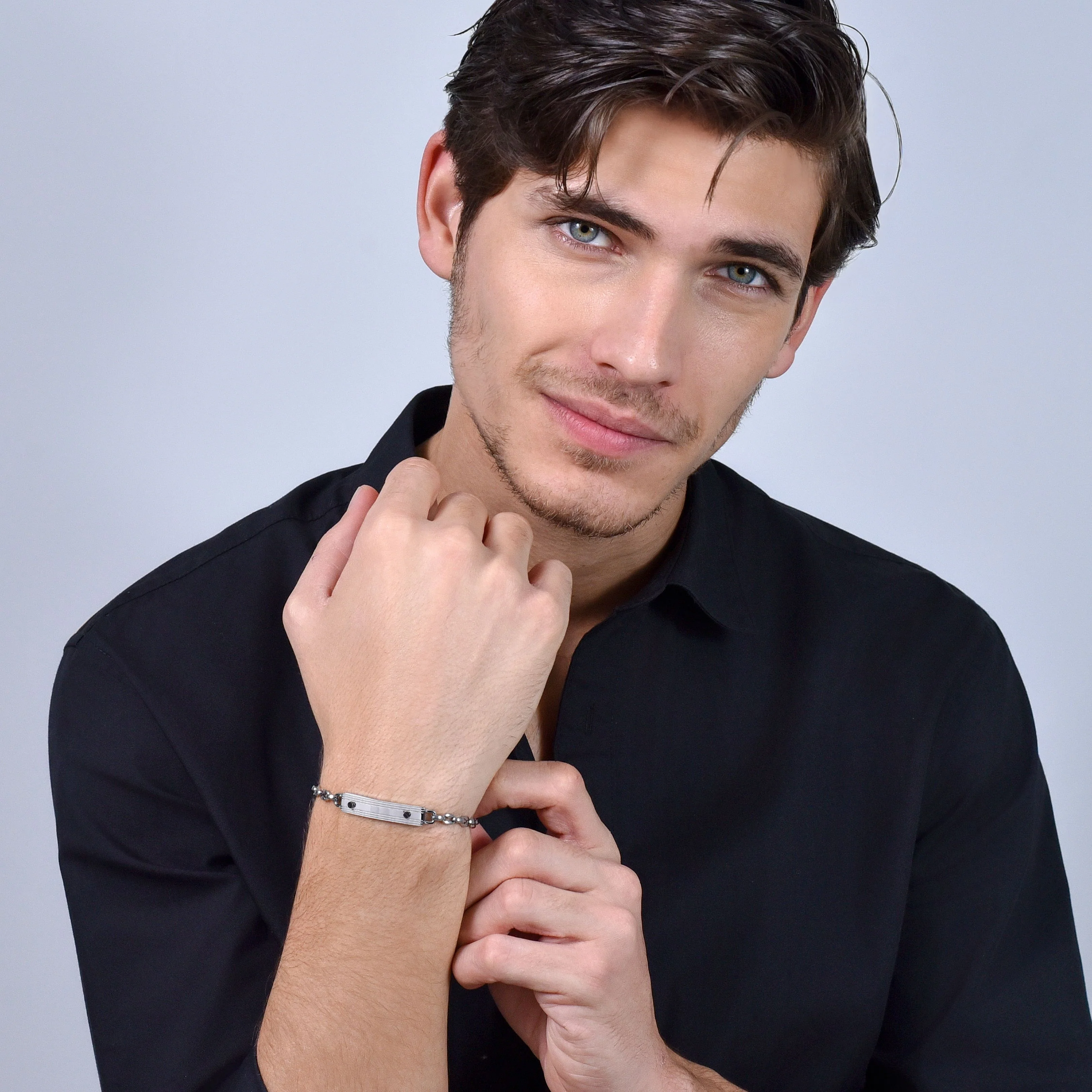 BRACCIALE UOMO IN ACCIAIO CON ELEMENTI NERI - Image 3