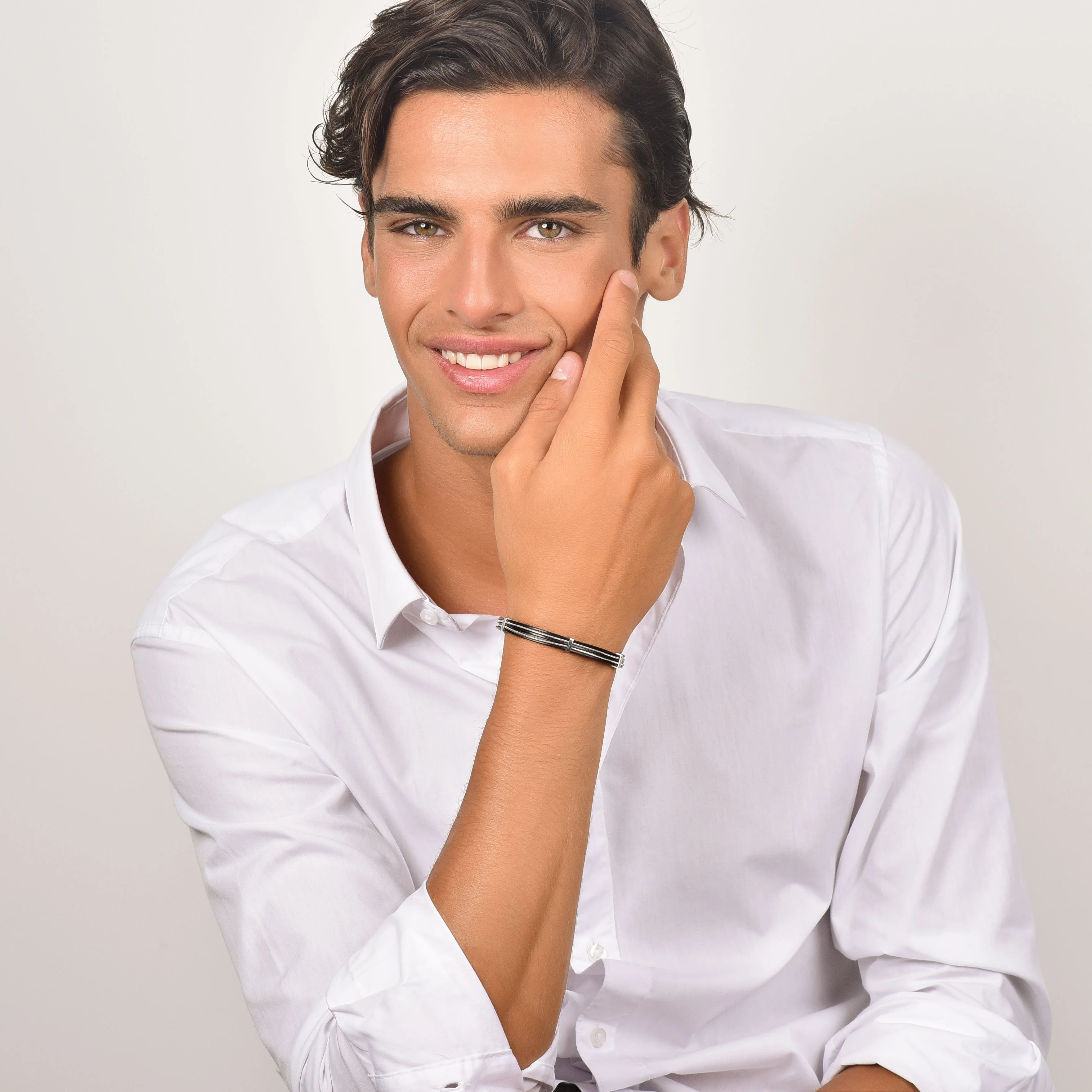 BRACCIALE UOMO IN CUOIO NERO CON ELEMENTI IN ACCIAIO - Image 3