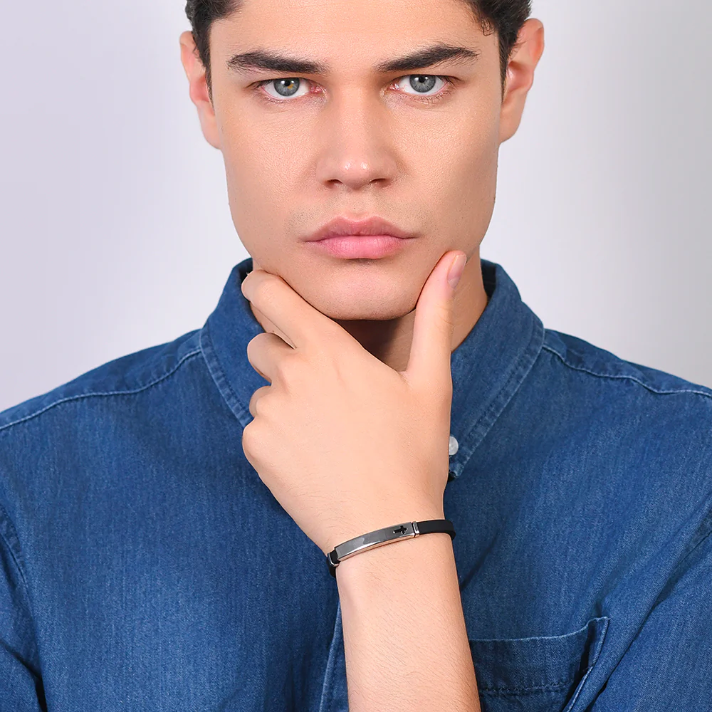 BRACCIALE UOMO IN SILICONE CON PIASTRA CON CROCE - Image 3