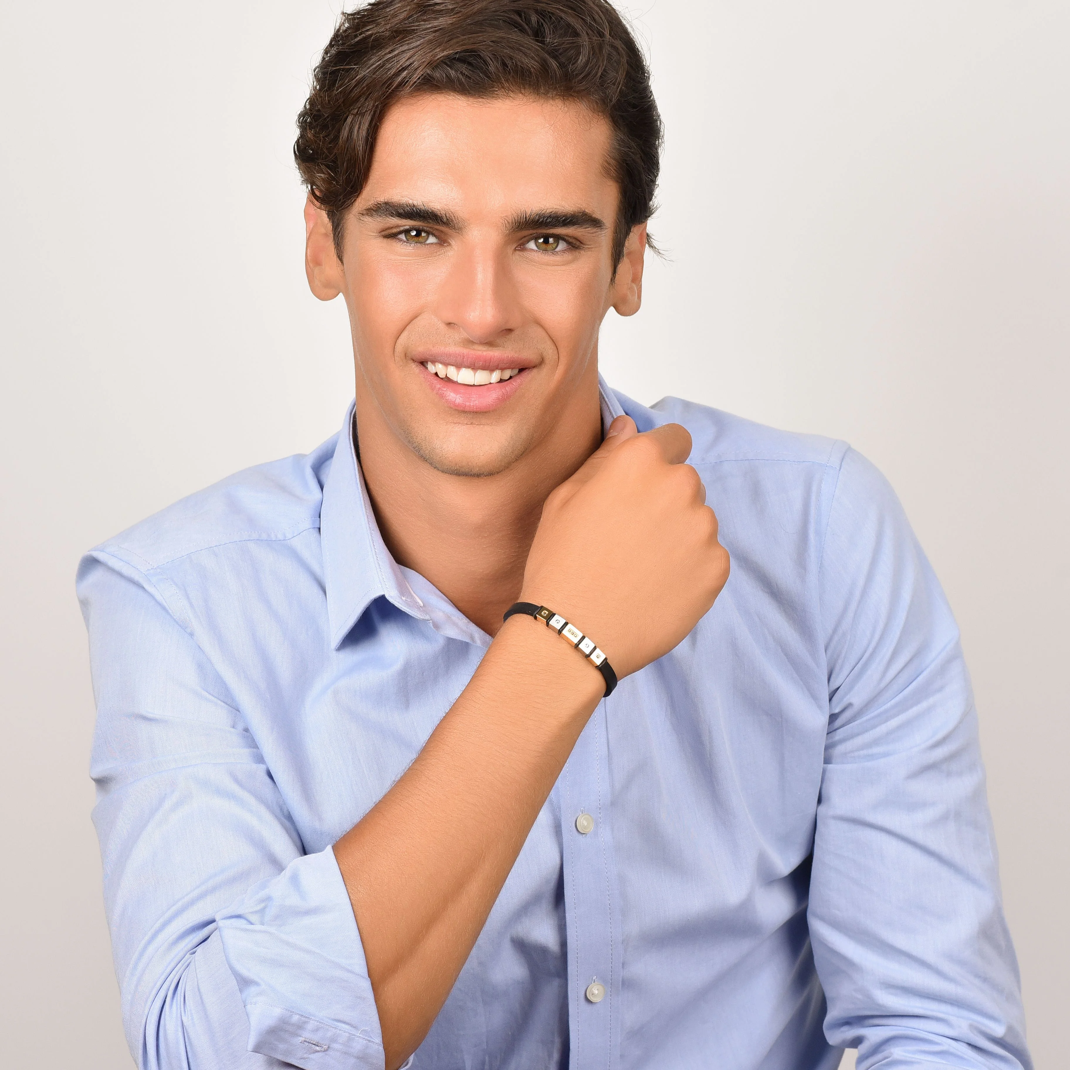 BRACCIALE UOMO IN SILICONE NERO CON ELEMENTI IN ACCIAIO E ACCIAIO IP GOLD - Image 3