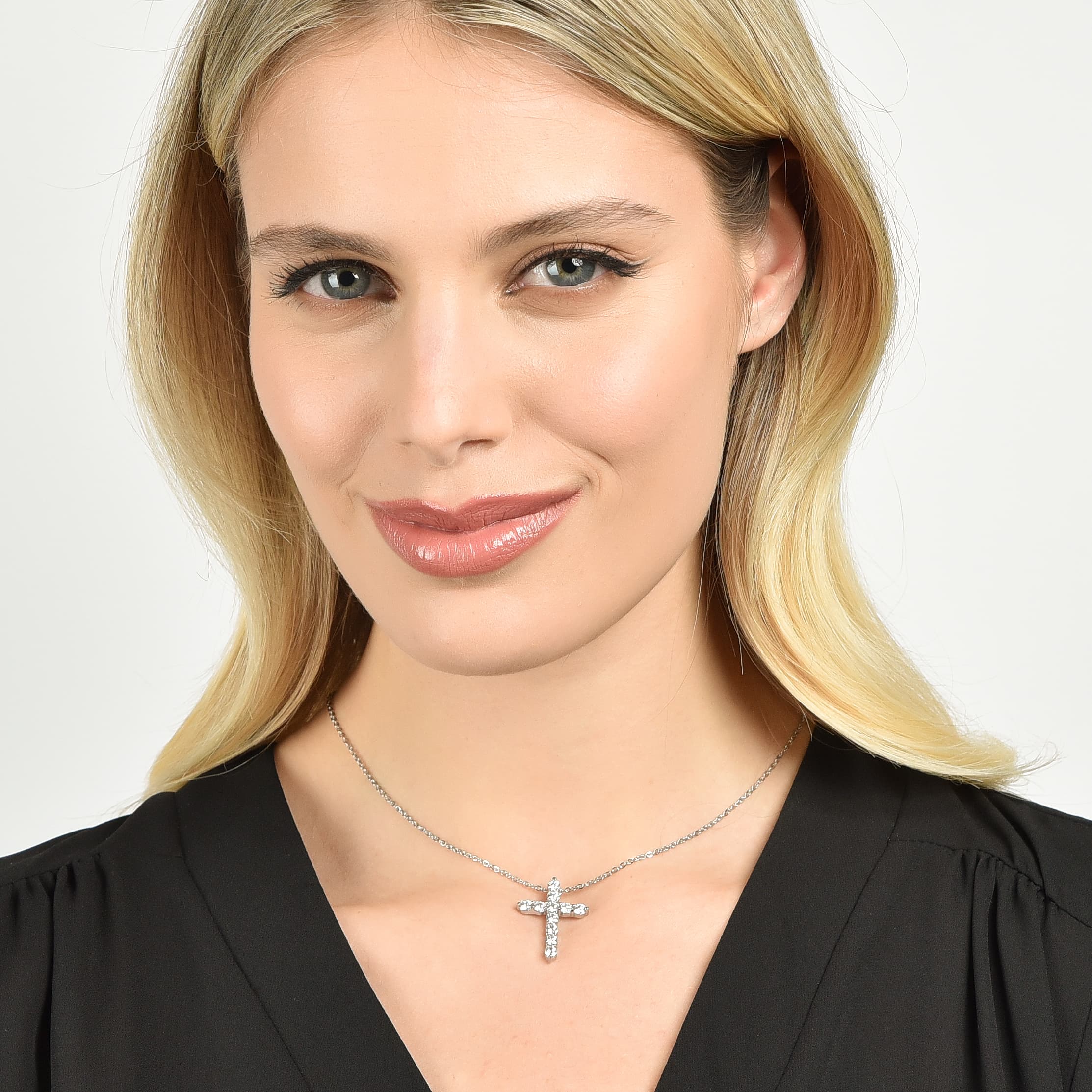 COLLANA DONNA IN ACCIAIO CON CROCE CON CRISTALLI BIANCHI - Image 3