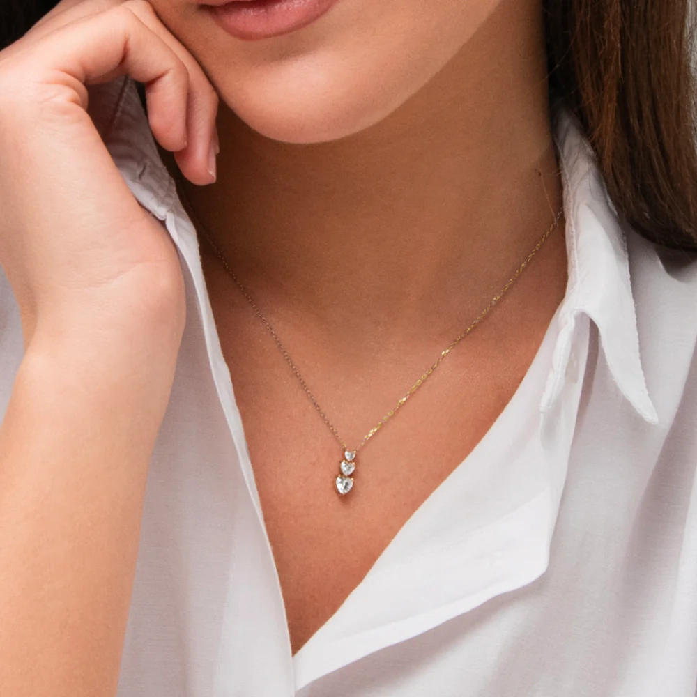 COLLANA DONNA IN ACCIAIO IP GOLD CON CUORI CON ZIRCONI BIANCHI - Image 2