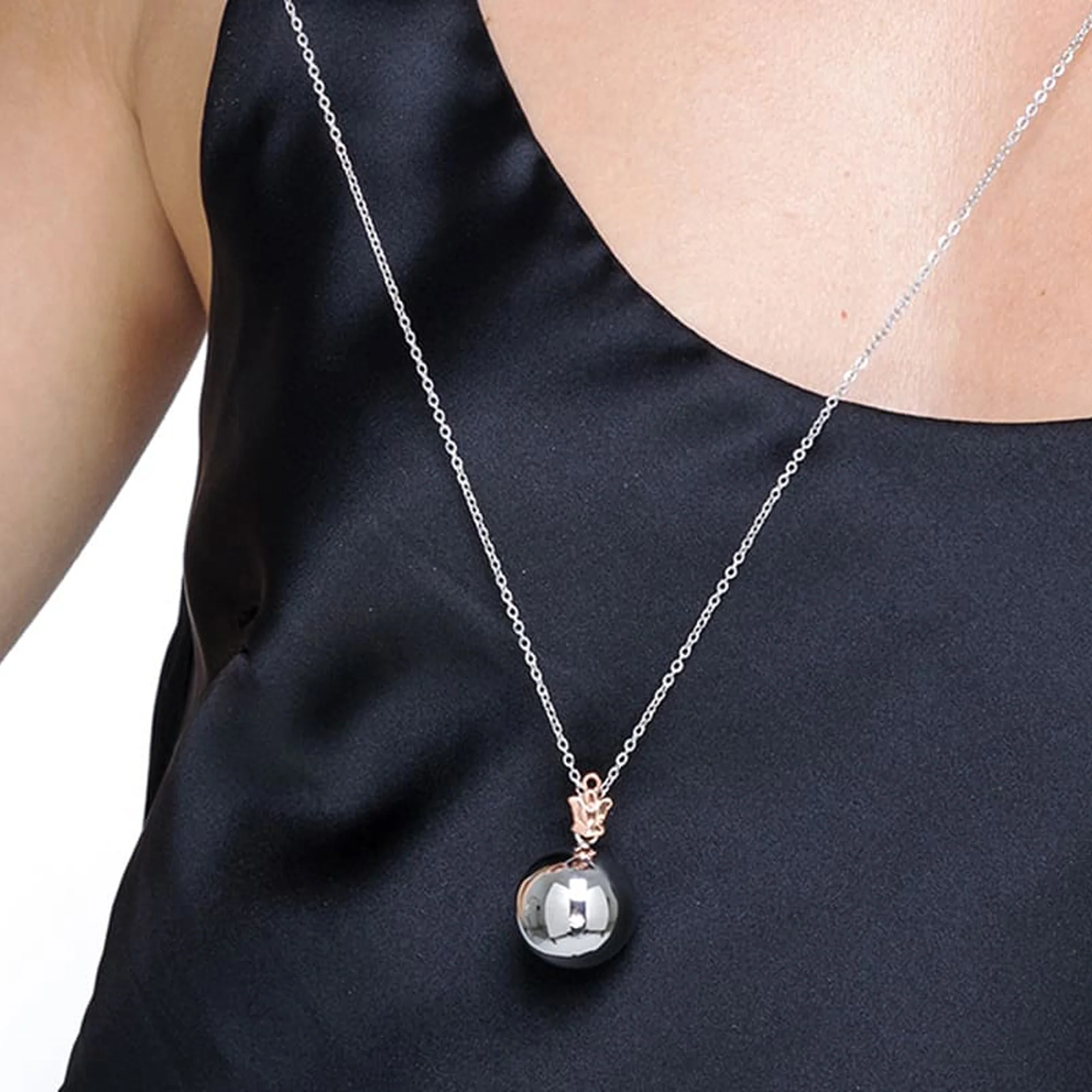 COLLANA DONNA IN ACCIAIO CIONDOLO IN METALLO CON ANGELO IP ROSE - Image 2