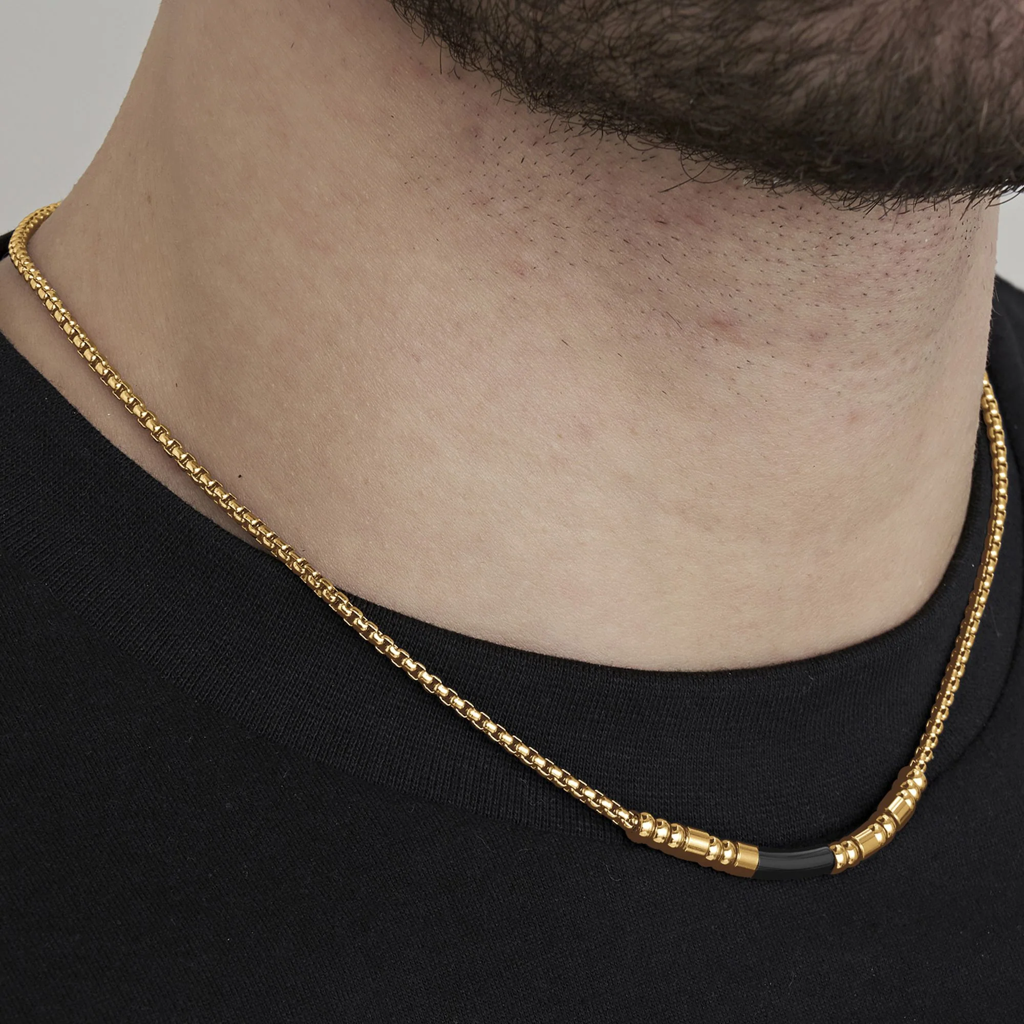 COLLANA UOMO IN ACCIAIO IP GOLD CON ELEMENTO IP NERO - Image 2
