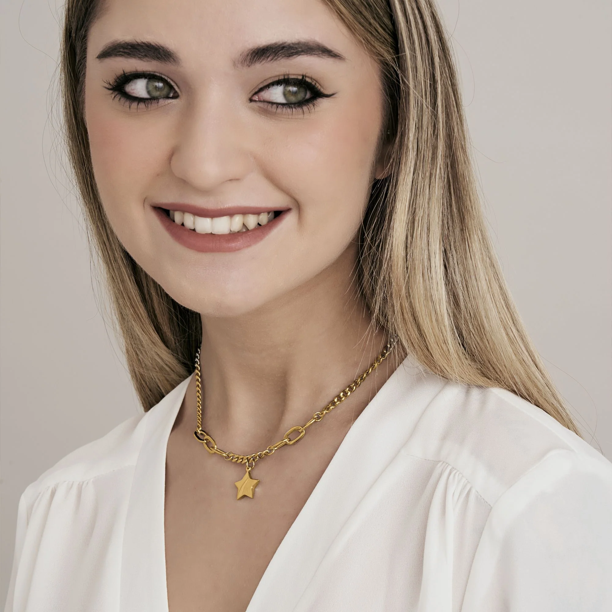 COLLANA DONNA IN ACCIAIO IP GOLD CON STELLA PENDENTE - Image 8