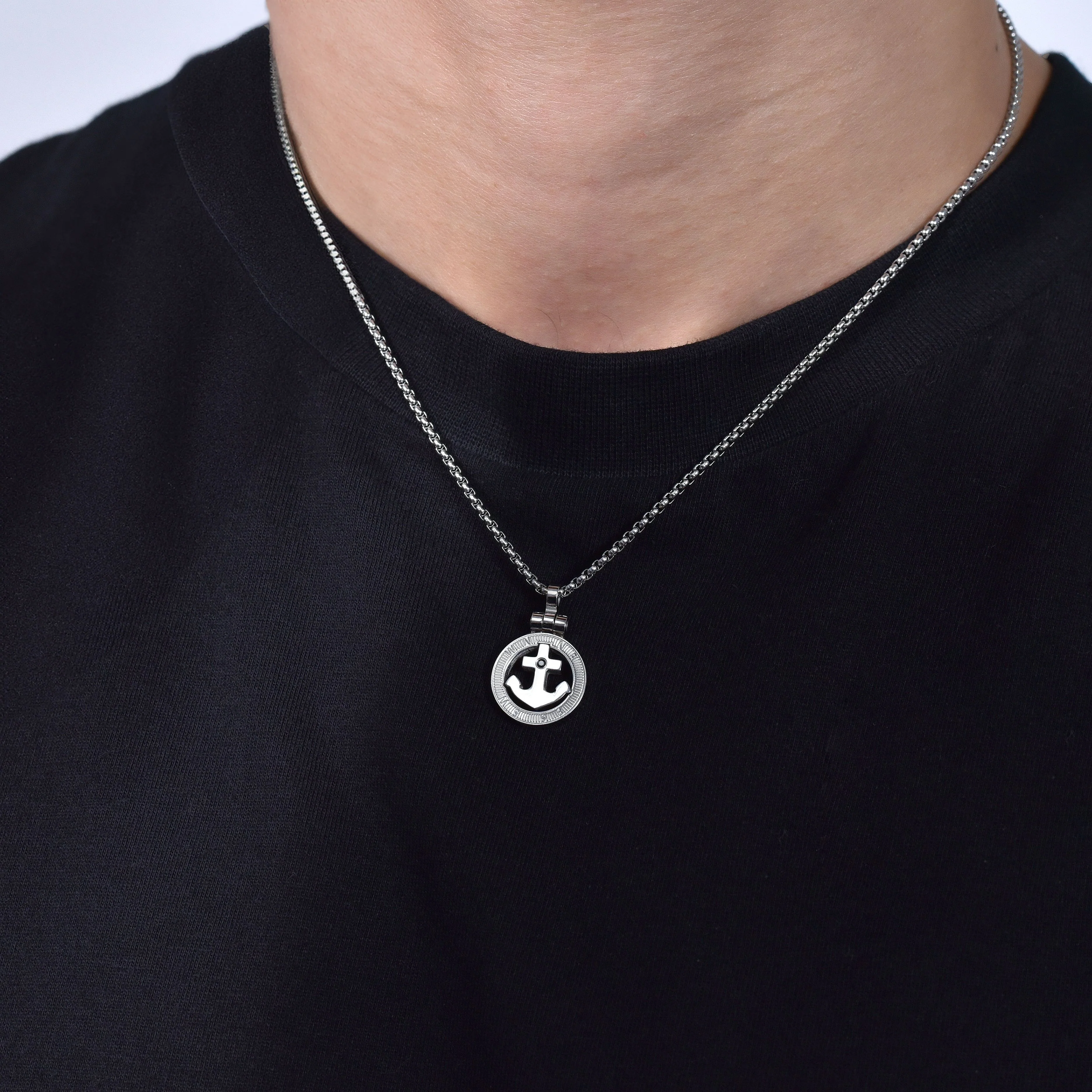 COLLANA UOMO IN ACCIAIO ANCORA E CRISTALLO NERO - Image 2