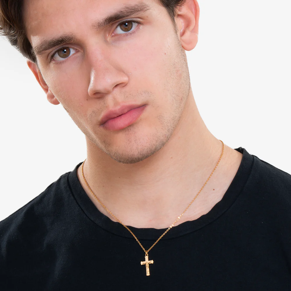 COLLANA UOMO IN ACCIAIO E IP GOLD CON CROCIFISSO IP GOLD - Image 3