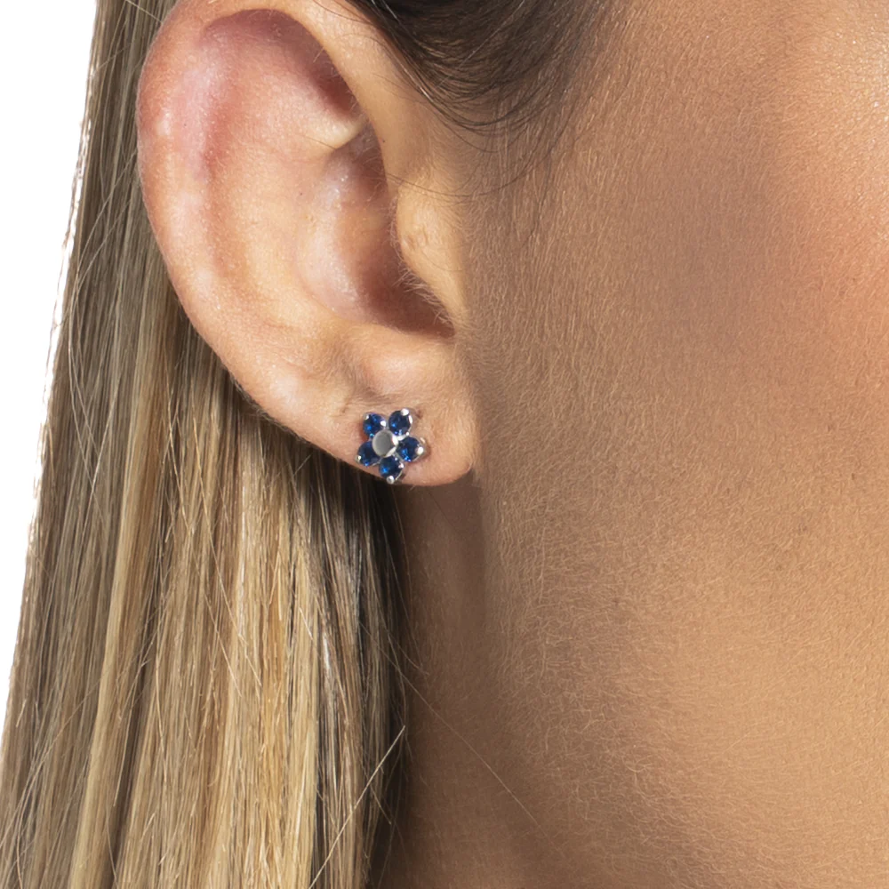 MONO ORECCHINO DONNA IN ACCIAIO CON FIORE E PETALI ZIRCONE BLU - Image 2