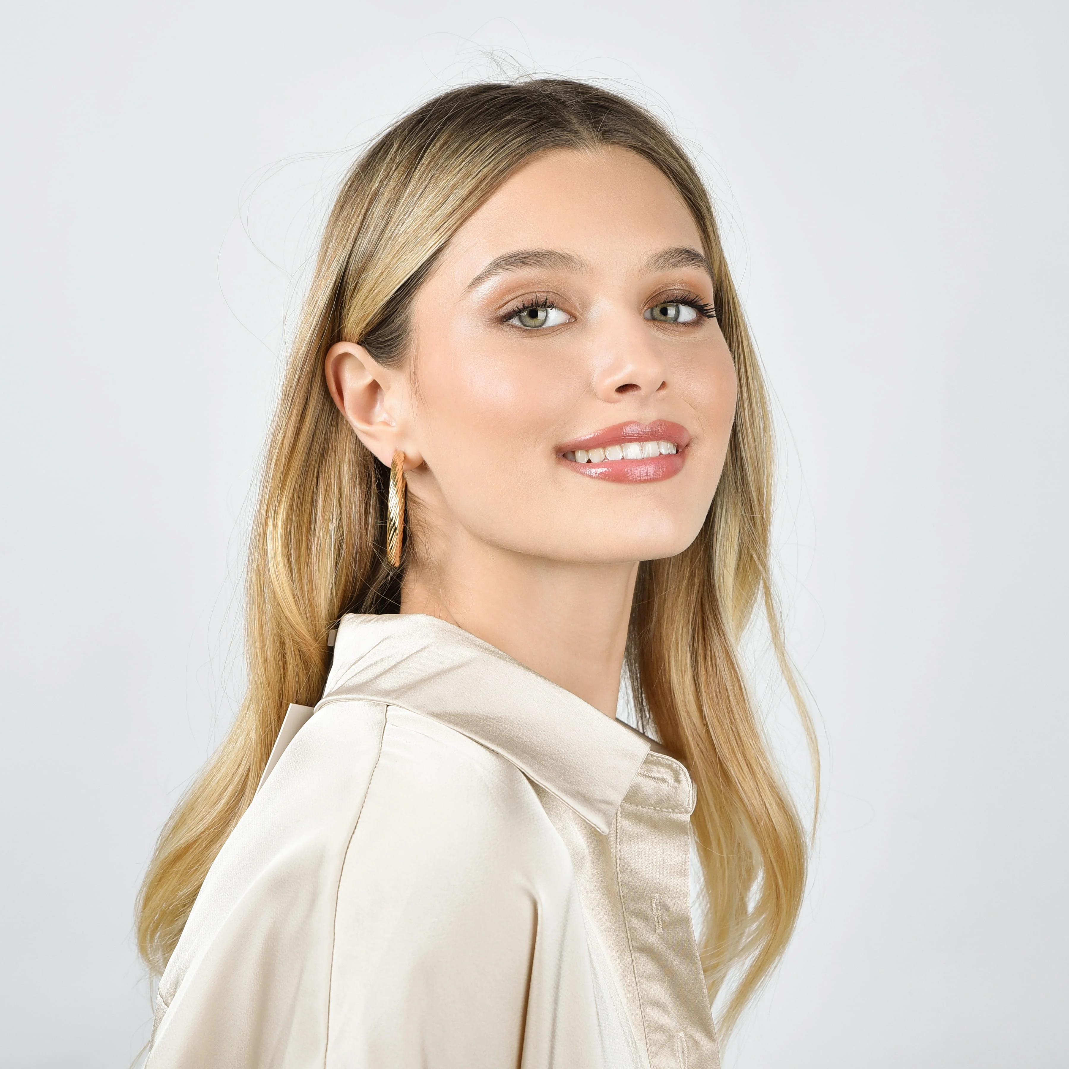 ORECCHINI DONNA CERCHI IN ACCIAIO IP GOLD - Image 3
