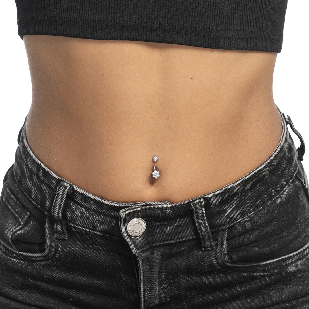PIERCING OMBELICO DONNA IN ACCIAIO CON ZIRCONI BIANCHI TAGLIO STELLA - Image 3